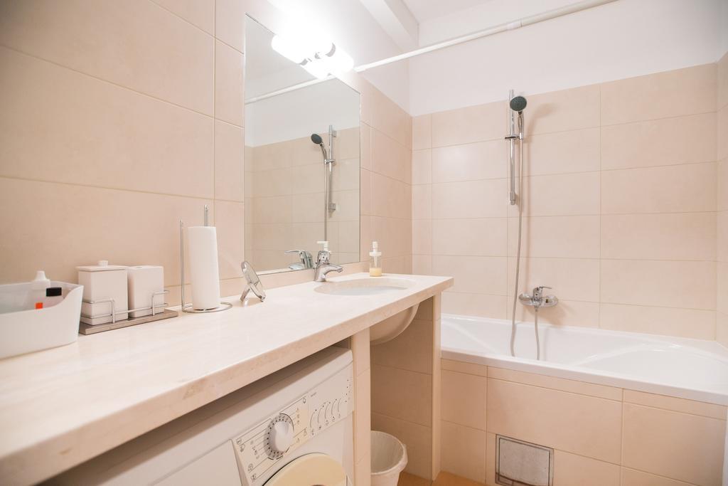 Apartman Kris Zagabria Esterno foto