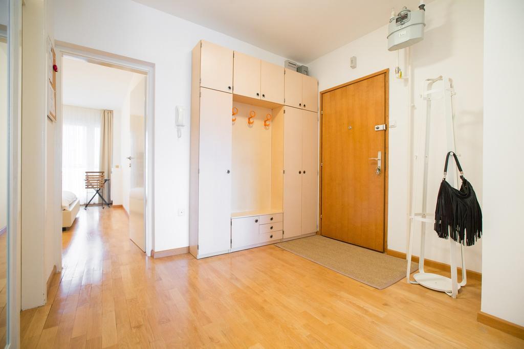 Apartman Kris Zagabria Esterno foto