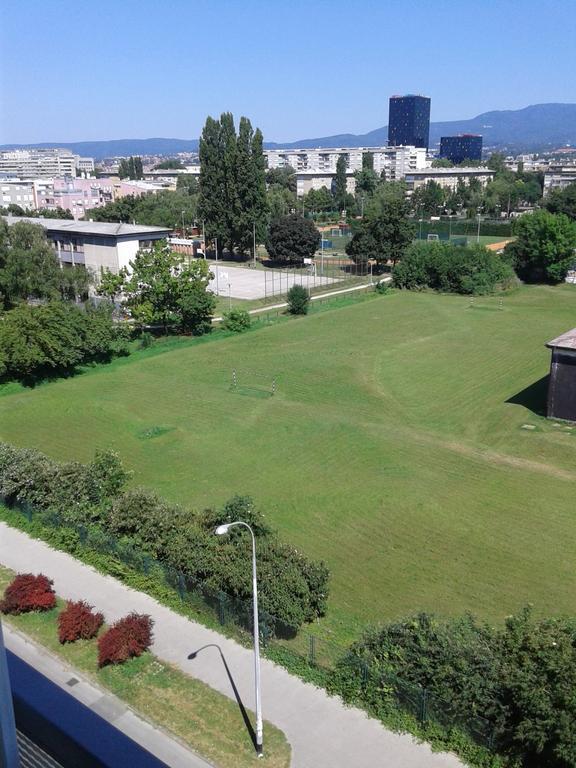 Apartman Kris Zagabria Esterno foto